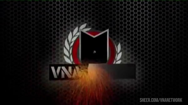 Blue-Eyed Blonde! Nikki Benz Plunges Fingers Into Her Soaking Wet Cunt!